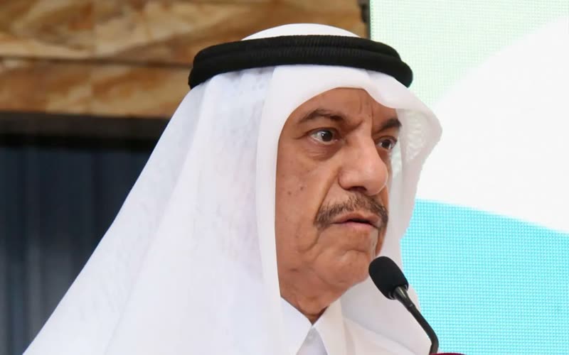 A senior official speaks at the podium during the ESG Qatar 2025 conference.